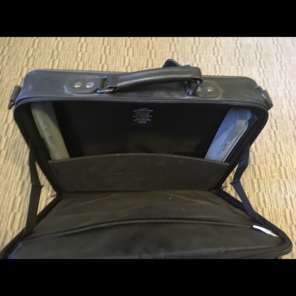 Laptop Bag - 2 Pockets - Picture 5 of 9